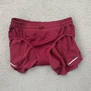 Lululemon Hotty Hot Shorts Low Rise 2.5" Pomegranate Pink Athletic Women's 10 thumbnail 3