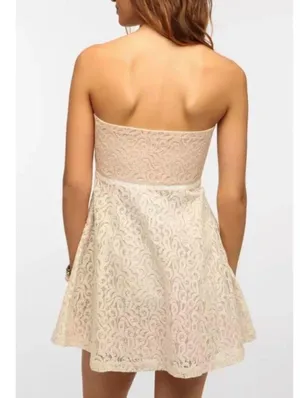 Anthropologie Dainty Strapless Lace Mini Dress Kimchi Blue thumbnail 2