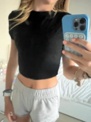 Black Top Size XS thumbnail 2