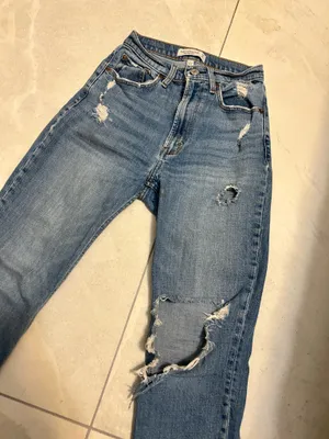 Abercrombie Ankle Straight Ultra High-Rise Jeans Curve thumbnail 2
