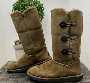 Ugg Tan Bailey Button Triplet Calf Boots 8 thumbnail 1