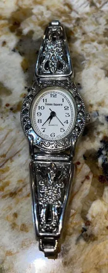 Times Square Japan Movement Quartz Watch‎ Untested thumbnail 1