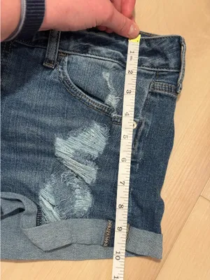 Express jean shorts distressed style Women's Size 8 thumbnail 5