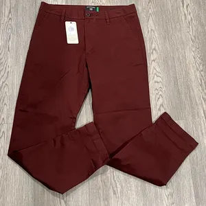 NWT DOCKERS Weekend Chinos Ankle Water<less Women's Size 29 Brown Pants thumbnail 1
