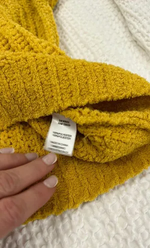 Love Tree Yellow Sweater thumbnail 9