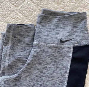 Nike Leggings thumbnail 6