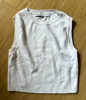 Zara cropped top thumbnail 1
