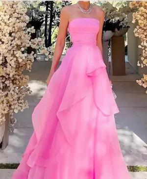 Pink strapless prom dress Size 6 thumbnail 1