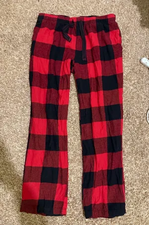 Old Navy Plaid Pajama Pants thumbnail 2