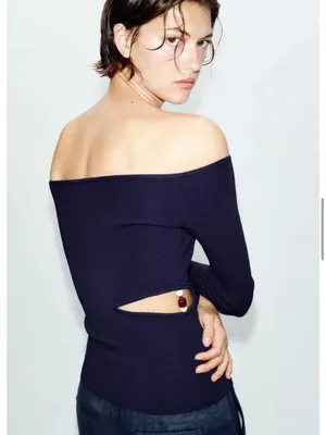 Zara beaded cut out top. Fits S. thumbnail 6