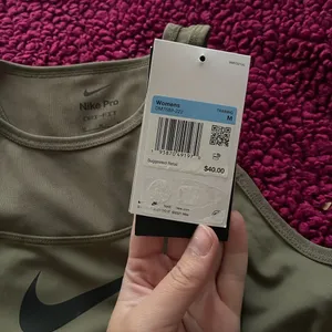 Nike sports bra thumbnail 2
