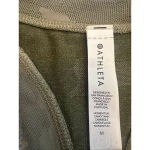 Athleta Green Momentum Seamless Camo Tank Top Women's Medium thumbnail 4