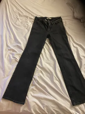 Levi's Low-Rise Bootcut Jeans thumbnail 2