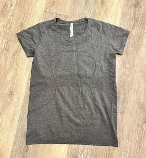 LULULEMON SWIFTLY TECH SHORT SLEEVE thumbnail 1