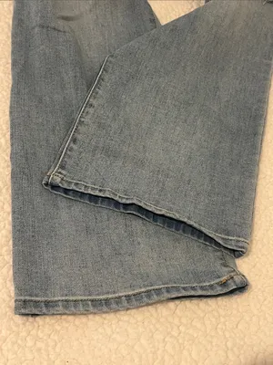 Old Navy Kicker Bootcut Light Blue Denim Jeans thumbnail 7