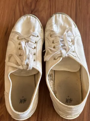 H&M White Canvas Lace-Up Women's Sneakers (6) thumbnail 1