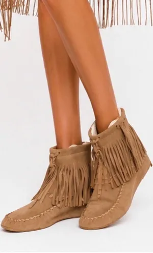 ALDO VTG Y2K 90s Tan embroidered Skagen Fringe Suede Moccasins Boho Festival RARE‎ thumbnail 1