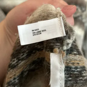 Gap Women's Gray Fair Isles Nordic Lambs Wool Blend Cardigan Sweater Size Medium thumbnail 5