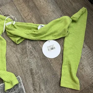 NWT Princess Polly Faye Long Sleeve Top green size 4 thumbnail 2