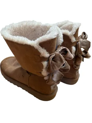 UGG Bailey Bow II Suede Boots in Chestnut thumbnail 4