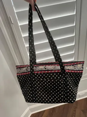 Vera Bradley Tote Bag *Discontinued Pattern* thumbnail 1