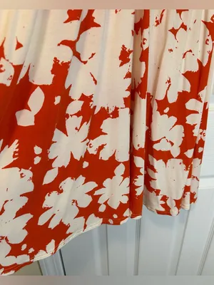 Maeve Summer Breeze Floral V-Neck Dress by Anthropologie thumbnail 6