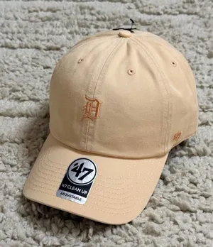 NEW 47 Brand Detroit Tigers Base Runner Clean Up Hat in Apricot thumbnail 1