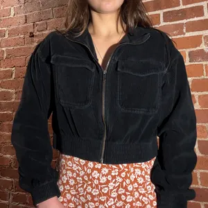Aerie Cropped Corduroy Black Jacket thumbnail 2