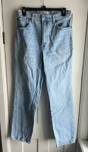 Abercrombie Jeans 90s High-Rise Straight thumbnail 1