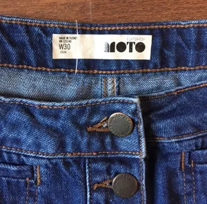 Topshop Moto Button Down Denim Skirt, Size 30W thumbnail 5