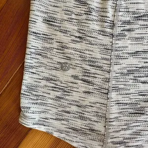 Lululemon Our Sport Tank in Tiger Space Dye Black White Size 10 thumbnail 5