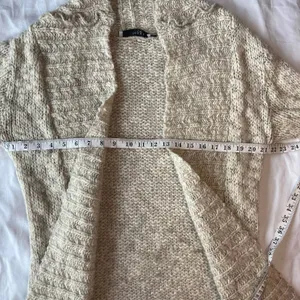 Leuk! by Cleo Cream Knitted Cardigan Size Medium thumbnail 8