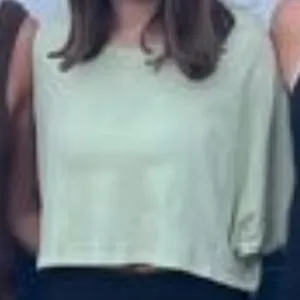 Light Green Cropped Short Sleeve Top thumbnail 4
