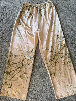 Blush Pink Floral Pajama Bottoms Size Large thumbnail 2