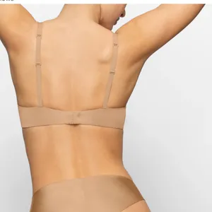 NWT Skims Body WIRELESS Push Up Plunge BRA in‎ Ochre 36DD thumbnail 9