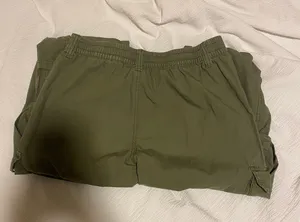 H&M Army Green Cargo Pant thumbnail 4