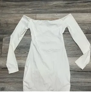 White Fox Cut-Out Boutique White Dress thumbnail 2