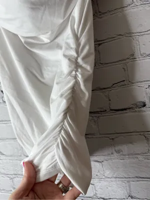 Abercrombie and fitch Women’s White Off-Shoulder Drape Top thumbnail 4