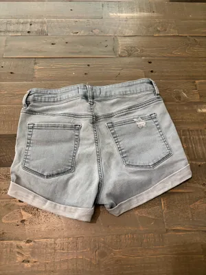 PacSun Bullhead Women’s Distressed Denim Shorts Size 26 Light Wash Cuffed thumbnail 6