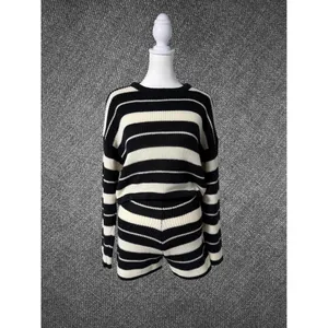 Shein Black And White Striped Knit Two Piece Set Size Small thumbnail 2