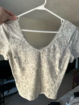 Lululemon Crop Top White & Grey Camo thumbnail 3