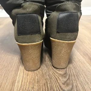 JUICY COUTURE Faux Fur Lined Knee High Platform Wedge boots Full Zip Green SZ 8‎ thumbnail 7