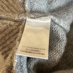Ann Taylor Sz:M Wool Cashmere Gray Ruffle Hem Pullover Crew Neck Sweater. thumbnail 9