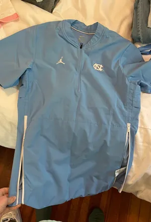 Nike Jordan UNC Windbreaker thumbnail 1