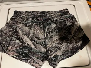 Lululemon thumbnail 1