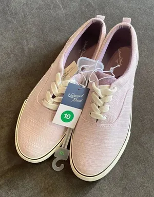 Women’s Universal Thread Molly Sneakers Shoes Purple Size 10 NWT thumbnail 1
