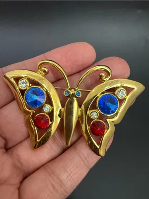 Vintage Regency Accessories Gold-tone Blue & Red Rhinestones Butterfly Brooch thumbnail 7