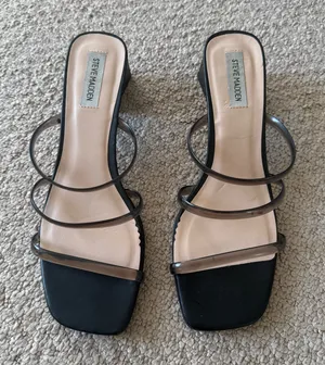 Steve Madden sandals thumbnail 1