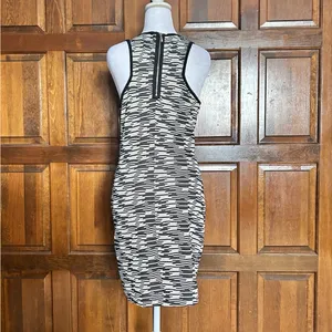 Zara Trafaluc Black‎ & White Pattern Halter Sleeveless Bodycon Dress Size Medium thumbnail 3