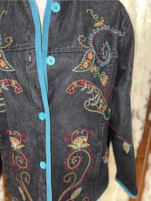 Super Cool Denim & Co Embroidered Denim Jacket thumbnail 2